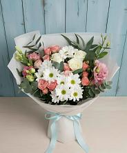 Букет цветов из:  Розы, Лизиантусы и Хризантемы в Болохово