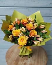 Букет цветов из:  Альстромерии и Розы в Болохово
