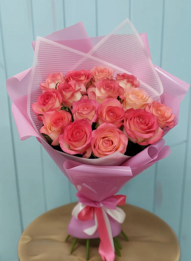 Букет 15 Розовых роз Равель в Болохово