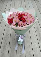 Букет цветов из:  Альстромерии в Болохово