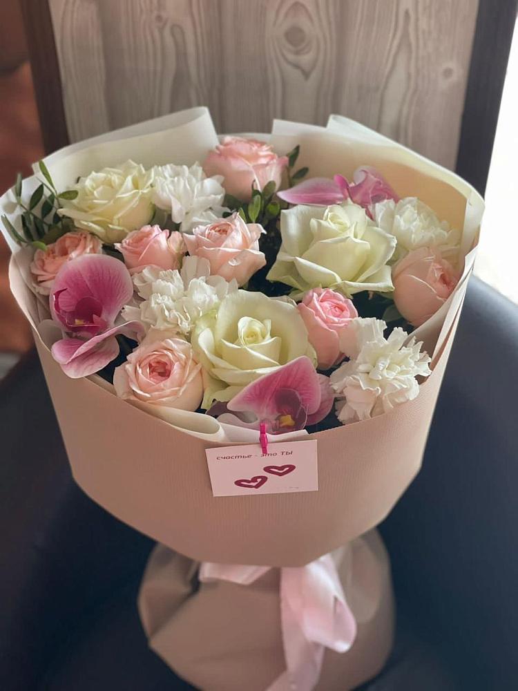 Букет цветов из: Орхидеи, Розы и Гвоздики в Болохово