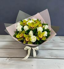 Букет цветов из:  Орхидеи и Розы в Болохово