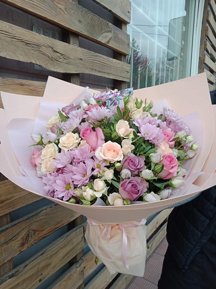 Букет цветов из: Розы и Хризантемы в Болохово