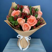 Букет цветов из:  Розы и Альстромерии в Болохово