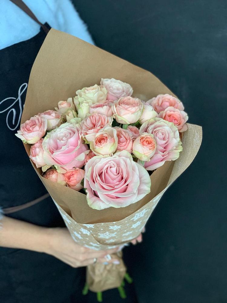 Букет цветов из: Хризантемы и Розы в Болохово