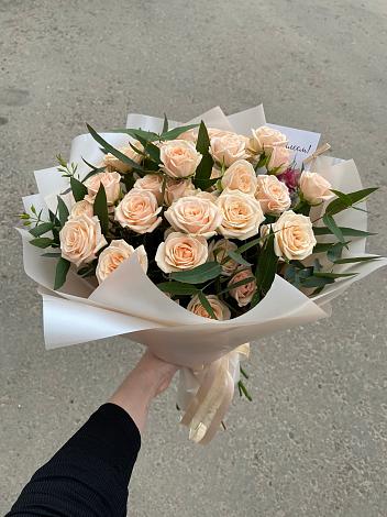 Букет Кремовые розы Латте в Болохово