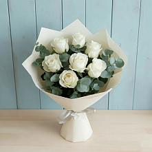 Букет Белые розы в Эвкалипте в Болохово