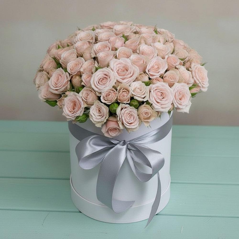 Цветочная композиция из Розы в шляпной коробке в Болохово